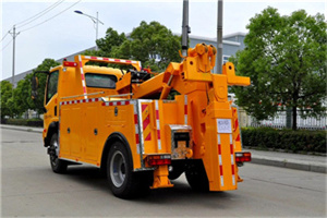 兴平高速路拖车费