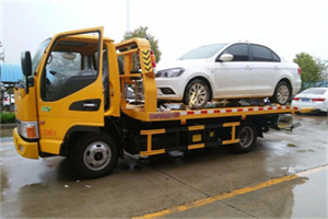 兴平附近拖车救援24小时服务热线